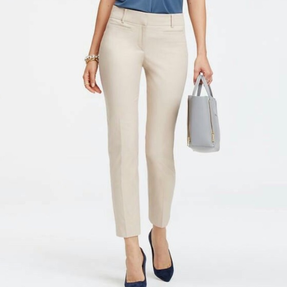 [Ann Taylor] Kate Copped Leg | Khaki | Small